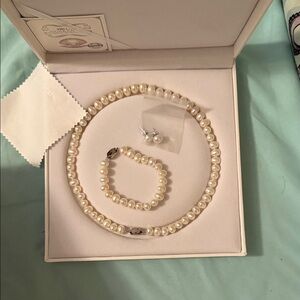 Classic Cream Pearl Necklace Set